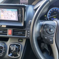福岡発,80ヴォクシーハイブリッドV,車検満タン渡しR9年8月,クルコン,両側電動,スマートキー,フルセグ,大阪南港止2.8万円,東京有明港3.8万円の画像