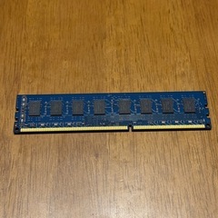 SK hynix HMT351U6CFR8C-PB 4GB PC3-12800Uの画像