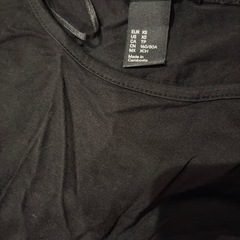 H&M長袖ワンピースブラック系　XSサイズの画像