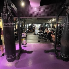 目黒区のエニタイムでトレーニングメンバー募集