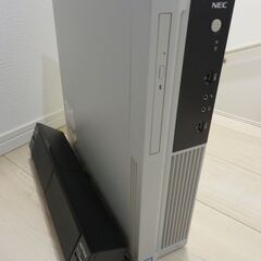 スリムデスクトップパソコン　Core i7　＋　モニター（ASUS）　＋　USBスピーカーの画像