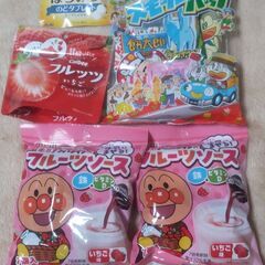 お菓子 非常食等の画像