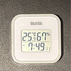 美品 TANITA デジタル温湿度計 置き時計  温度計 湿度計 タニタの画像