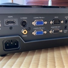プロジェクター（スクリーン付き）BENQ MW516 の画像
