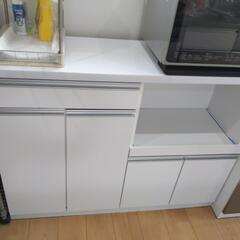 綺麗キッチンカウンター収納の画像