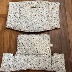 Stokke ストッケ トリップトラップ用シートクッション　うさぎ柄　カバーの画像