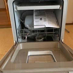 東芝　食器洗い乾燥機　の画像
