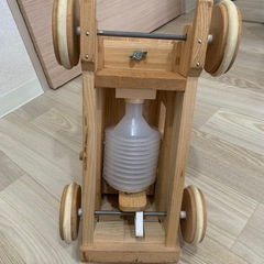 木製の汽車の画像