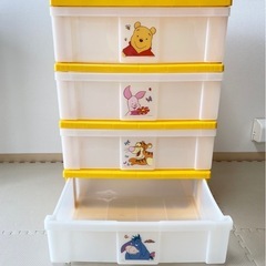【値下げ】ディズニーくまのプーさん 4段チェスト アイリスオーヤマ製の画像