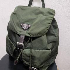 プラダ ナイロン レザー リュック バックパック カーキの画像