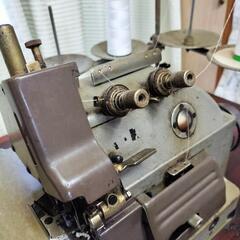 JUKI.ジューキ工業用ロックミシンMO-357の画像