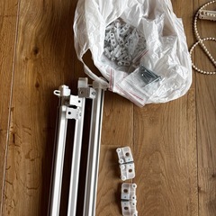 カーテンレール3本の画像