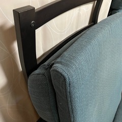 IKEA 一人掛けチェアー2脚とオットマン1脚の画像