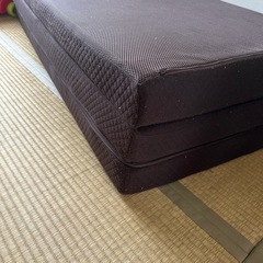 折りたたみマットレス ダブル 三つ折り 厚さ10cm 3つ折りの画像