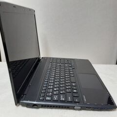 FUJITSU　15インチ　core i7　8GB　SSD　カメラ　Wi-Fi　Bluetooth　ブルーレイ　テンキー　Microsoft office2021　Windows11　の画像
