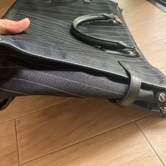 ビジネスバック　黒　ストライプの画像