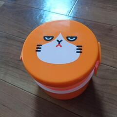 お弁当箱の画像