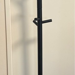 ポールハンガー　ブラック　黒　ニトリの画像