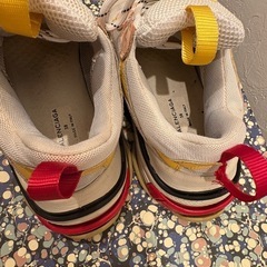 ~8/30引取限定⭐︎ BALENCIAGA 38 サイズ　スニーカー　2足セットの画像