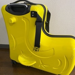 【お話中】子供が乗れるスーツケースの画像