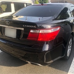 レクサス　LS600hL後席セパレートシートパッケージ　白本革　オプション多数　美品　良好　ハイブリッドの画像