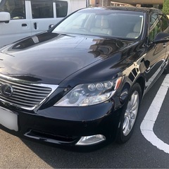 レクサス　LS600hL後席セパレートシートパッケージ　白…