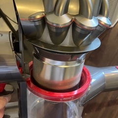 dyson v8 slim fluffyの画像