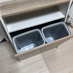 ゴミ箱の画像