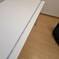 IKEA テーブルの画像