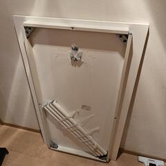IKEA テーブルの画像
