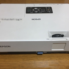 EPSON EMP-1705 プロジェクター 部品取り ジャンクの画像