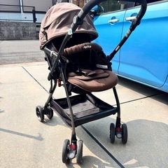 Aprica ベビーカー　の画像