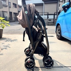 Aprica ベビーカー　の画像