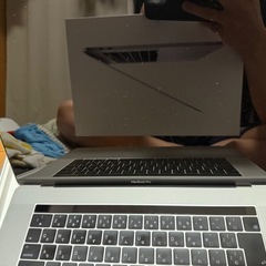 15インチ　MacBook Pro 2019年モデルの画像