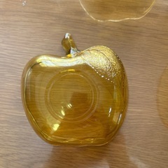 りんごの器の画像