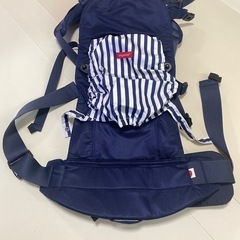 angelette アンジェレッテ ネイビー抱っこ紐の画像