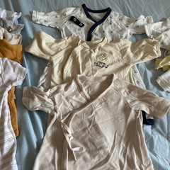 50-60cm 赤ちゃん短肌着&ショートオール&ロンパース&厚手ベスト　計17着その他の画像