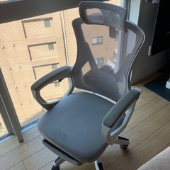 無印良品　ダイニングセット＋学習椅子+AREAのカーペットの画像