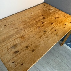 IKEA パイン材ダイニングテーブルの画像