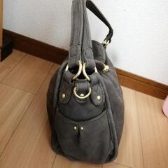 ビュレ　レザーバッグの画像