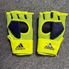 adidas オープンフィンガーグローブ　L
の画像