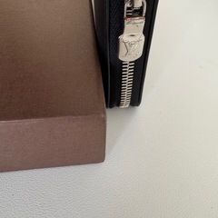 ★超極美品★ルイヴィトン　メンズ　長財布　エピ　ジッピーウォレット　ヴェルティカルの画像