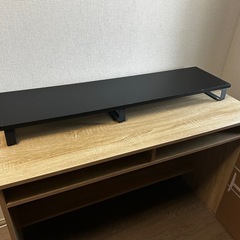 【引取限定・値引き交渉可】ワークデスク+モニタースタンドの画像
