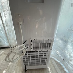 山善移動式クーラー1シーズンのみ使用譲ります
の画像