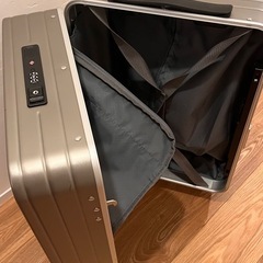 受け渡し予定者決まりました　多機能スーツケース　1-3泊用の画像
