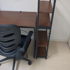 PCデスク+チェアの画像