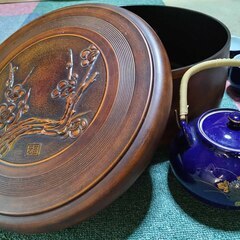 逗子 茶器 鎌倉彫 福 急須 ティーポット 湯呑 湯飲み 湯のみ 茶の湯道具 お茶呑茶碗の画像