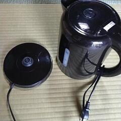 電気ポットの画像