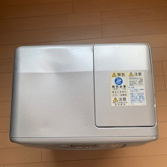 石油ファンヒーターの画像
