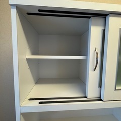 食器棚 カップボード の画像